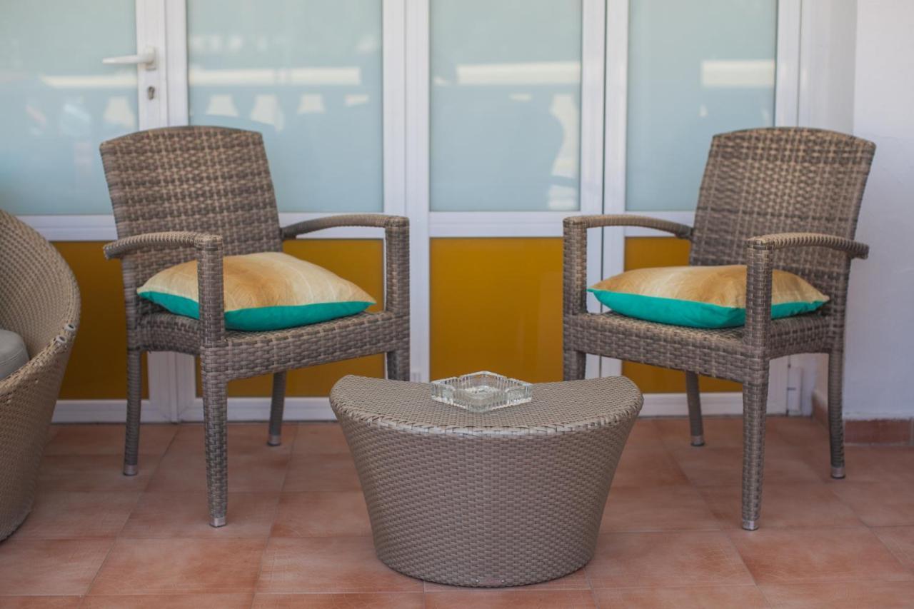Hostal Los Pinos Es Cana Εξωτερικό φωτογραφία
